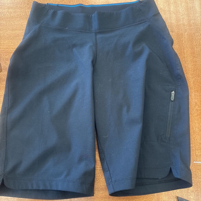 Columbia - Women's Shorts - MSRP $75: Black-women-MD