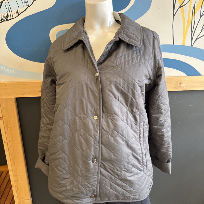 Patagonia - Women's Forge Quilted Jacket - MSRP $247 : Grey -women-MD