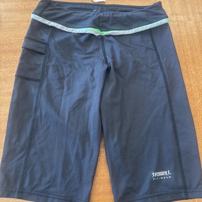 Running Room - Women's Long Shorts - MSRP $55: Black/Grey-women-MD