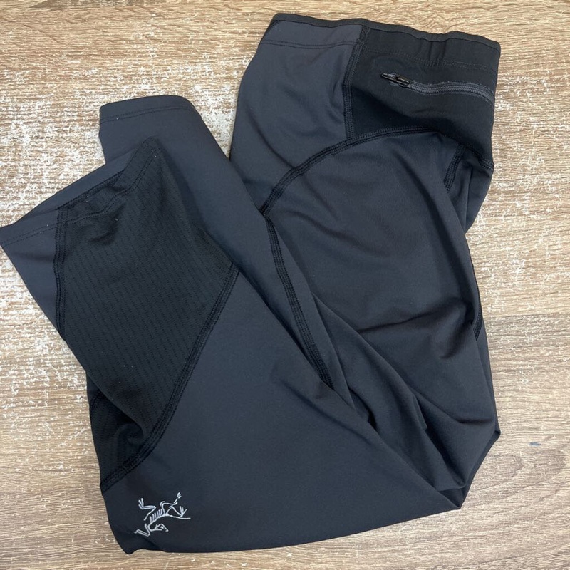 Arc'teryx - Women's Cropped Cita Leggings: Black-women-SM