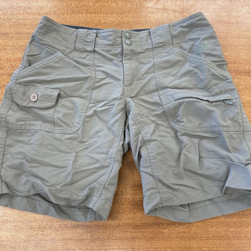 The North Face- long hiking shorts woman's - MSRP $89: green -women-6