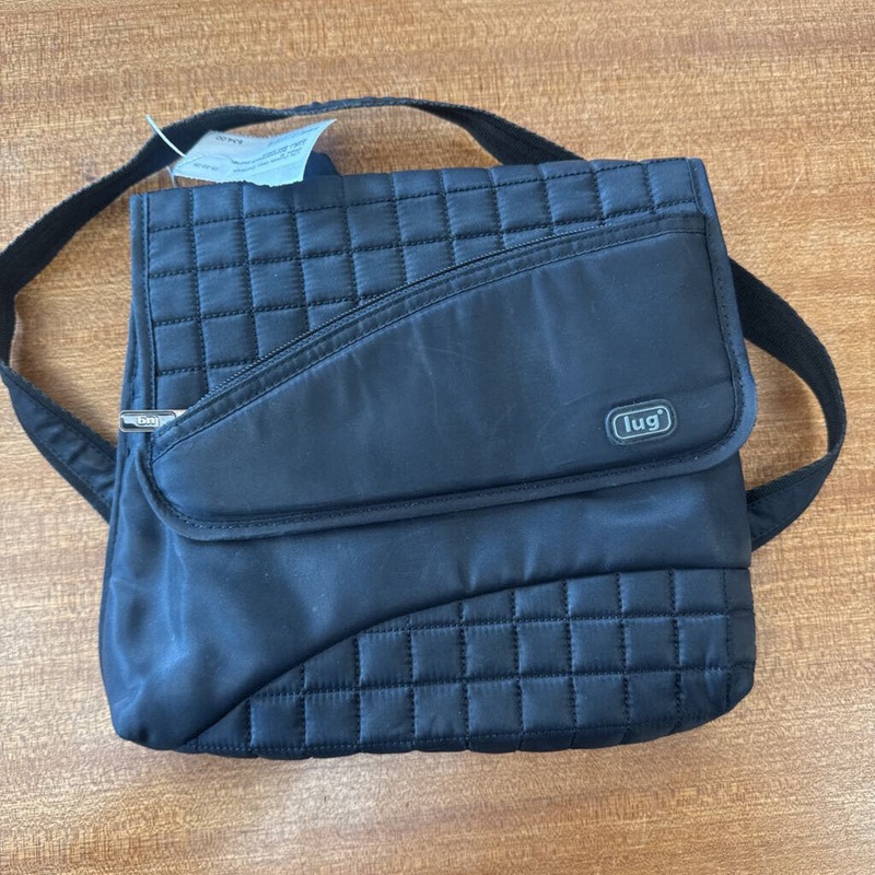 Lug Black Quilted Sling Bag: black-unisex-