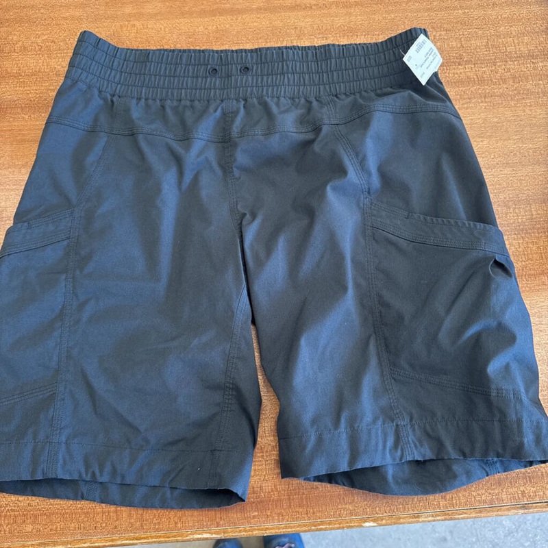 Lululemon- Women's Black Shorts: black-women-6