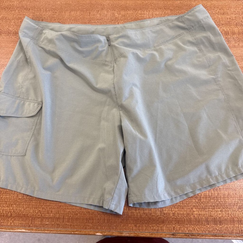 Outdoor Research - Women's Shorts - MSRP $89 : Grey/Khaki-women-LG