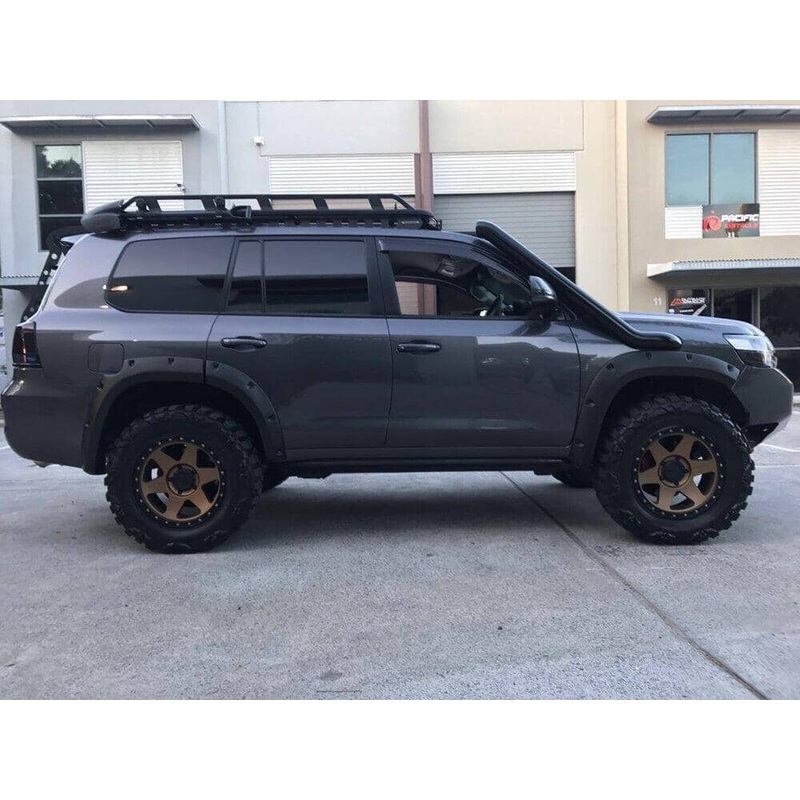 Kut Snake Flares to Fit Toyota LC200 Models