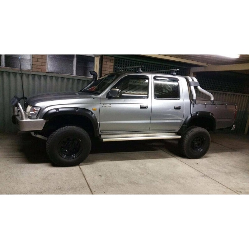Kut Snake Flares for Toyota Hilux LN167  1991 - 2004
