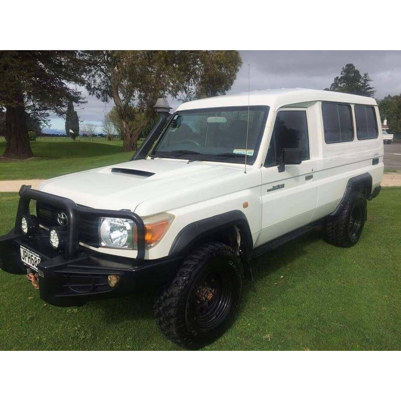 Kut Snake Flares for Toyota Landcruiser 78 Series "Troopy"